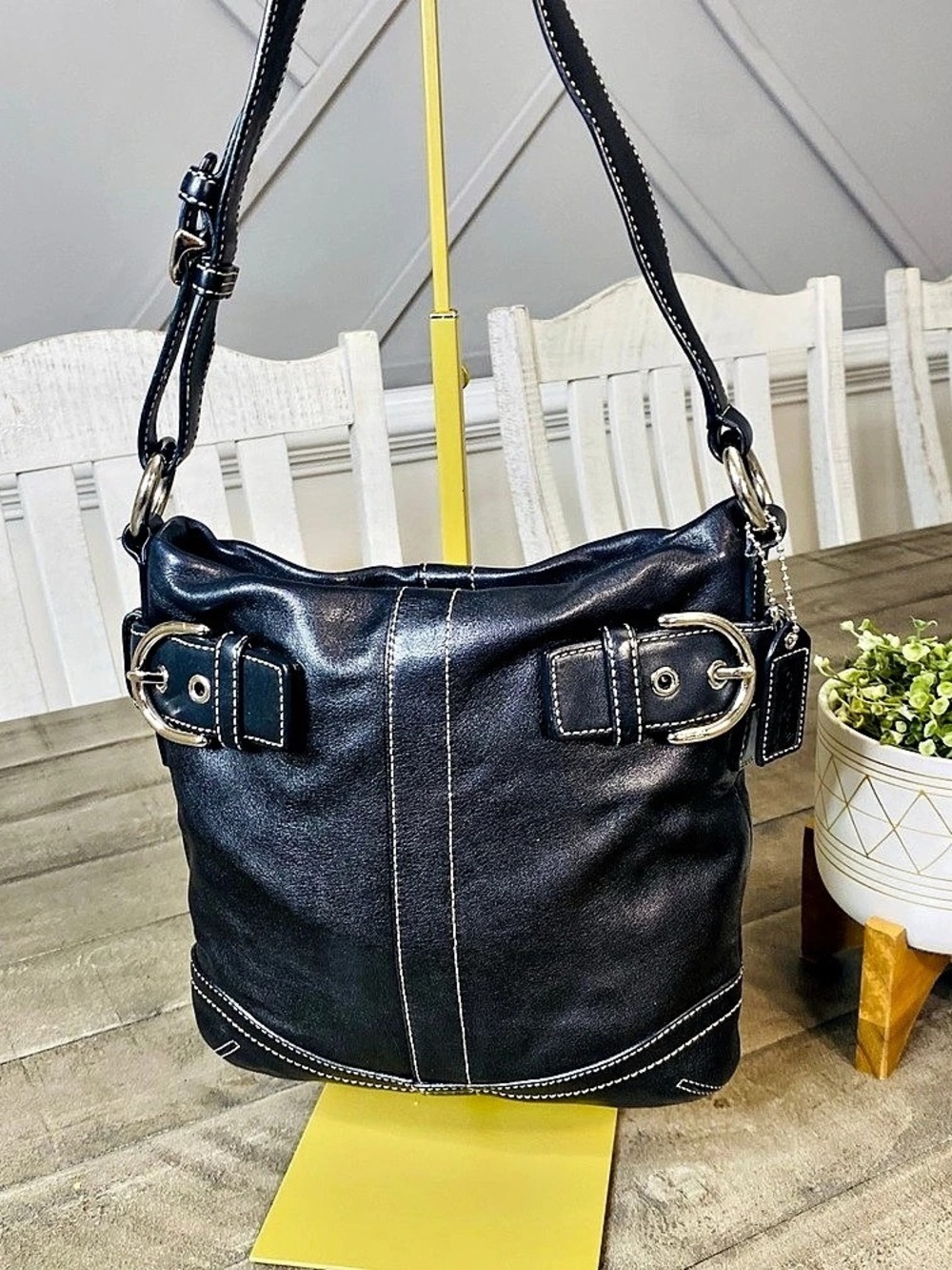 Vintage Coach Soho Black Leather Slim Duffle Shoulder Bag White Stitch 1453 Y2K